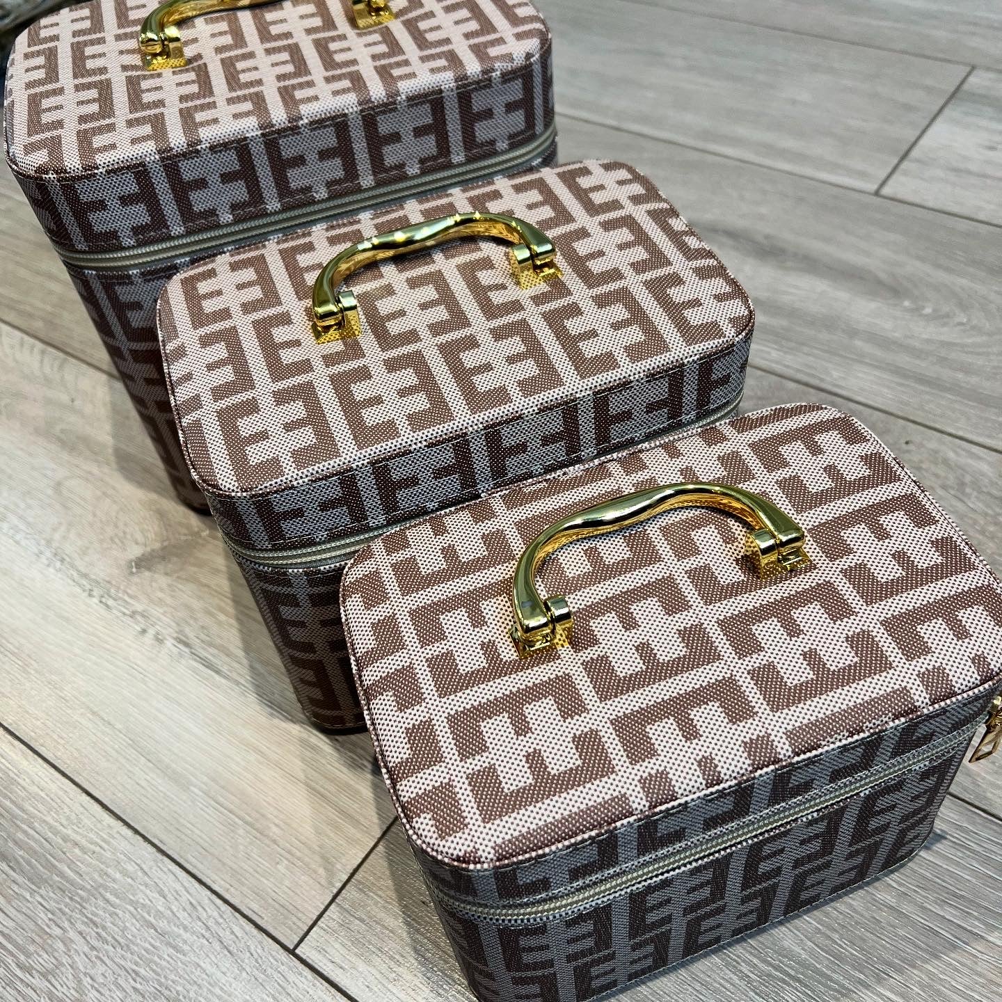 3 make up storage boxes
