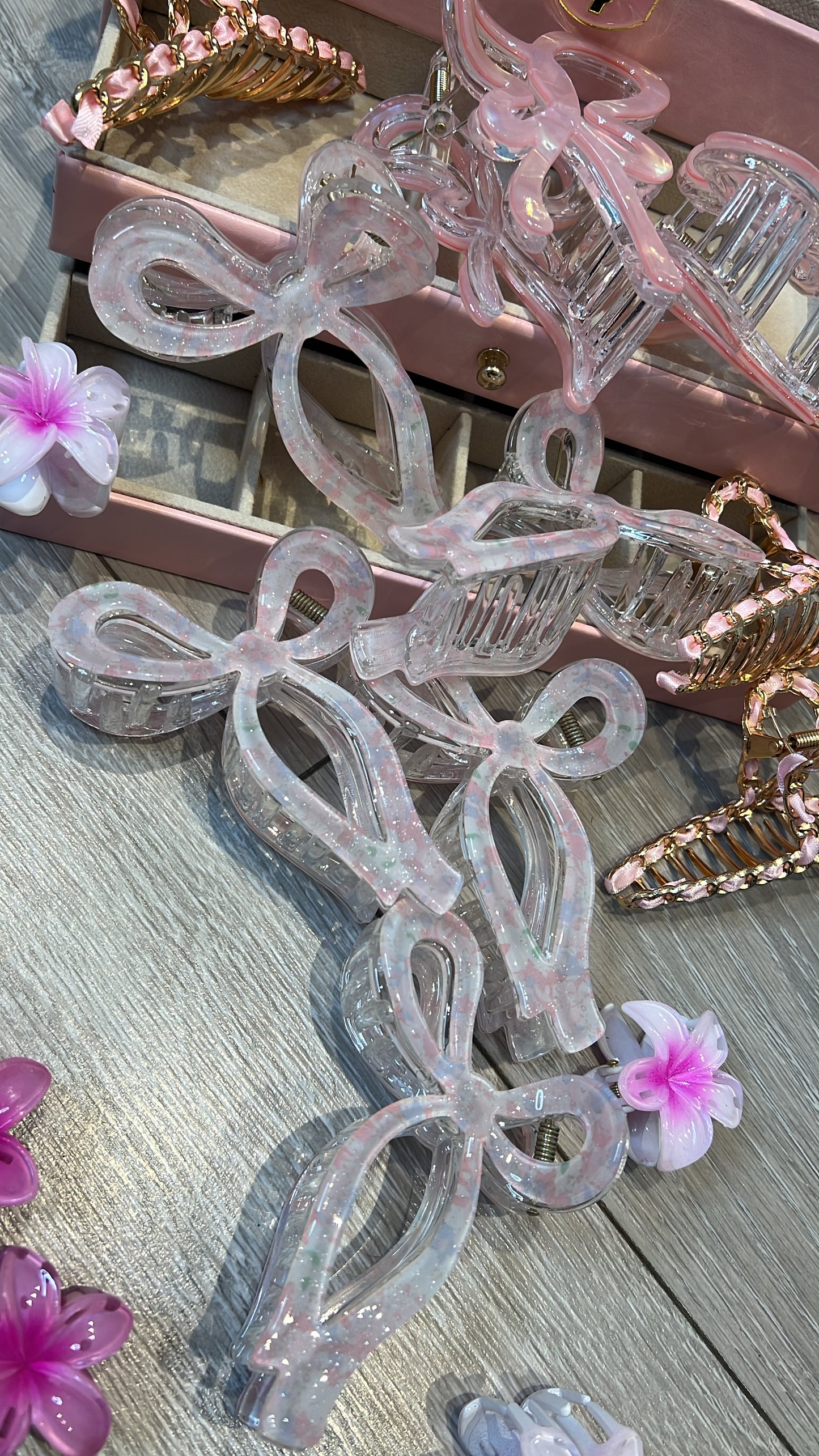 Marble Bow Hairclip
