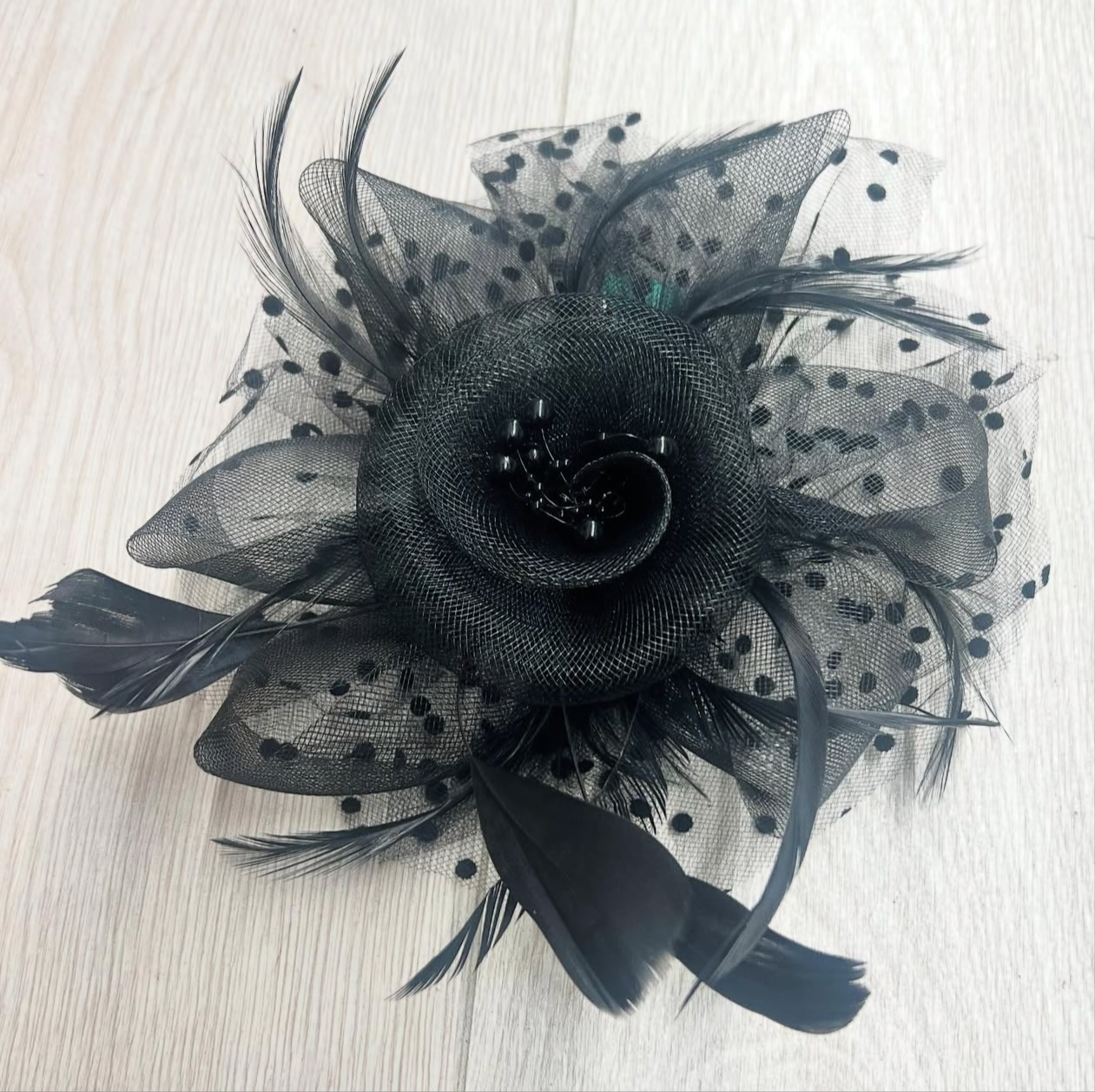 Hair fasinator black