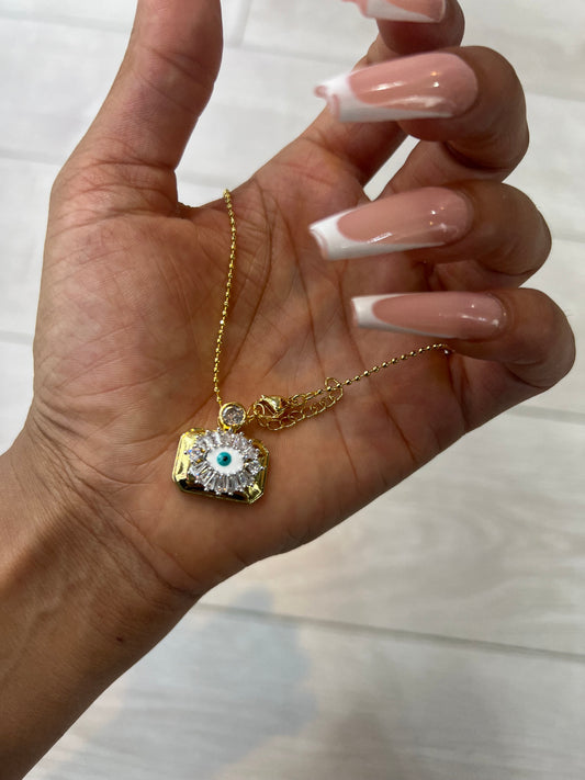 Pretty keel evil eye away neckless