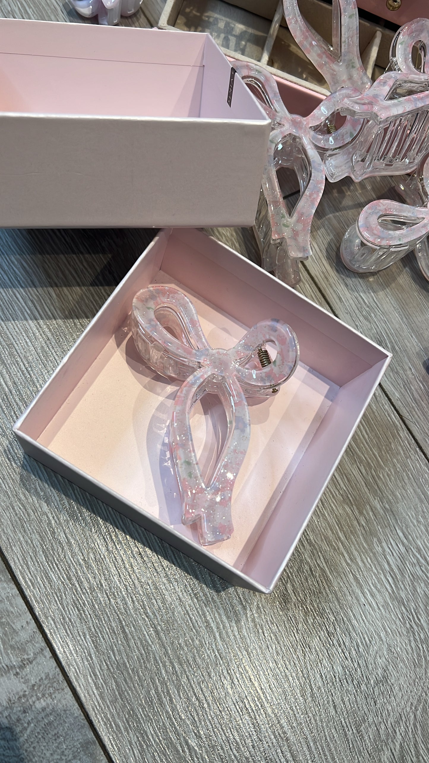 Marble Bow Hairclip